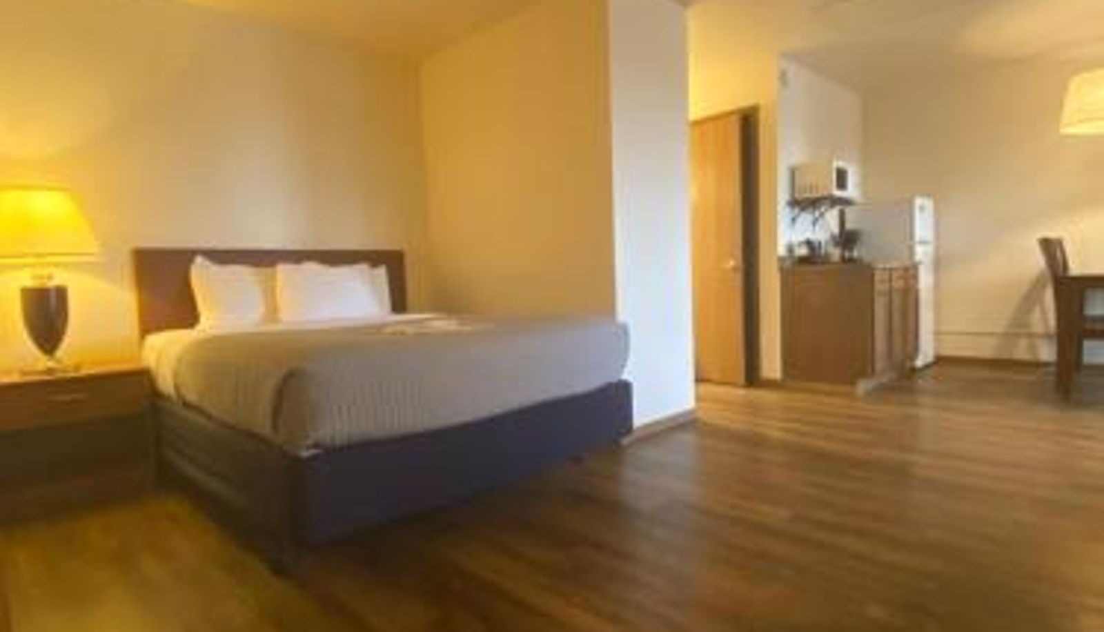Suite - Village Inn on the Lake