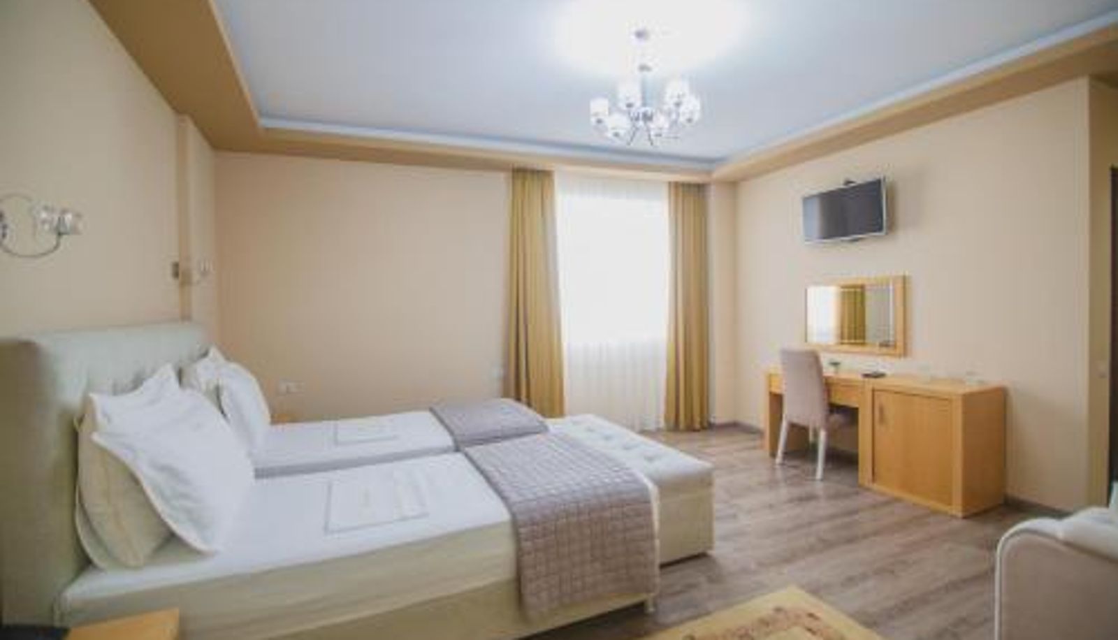 Info - Christi's Hotel Borova
