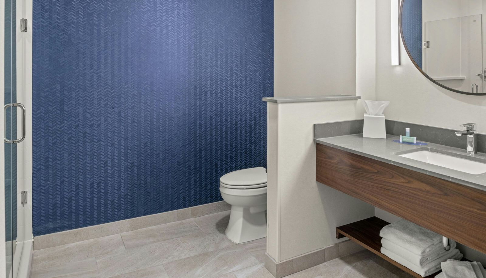 Room - Fairfield by Marriott Inn and Suites Winters Davis