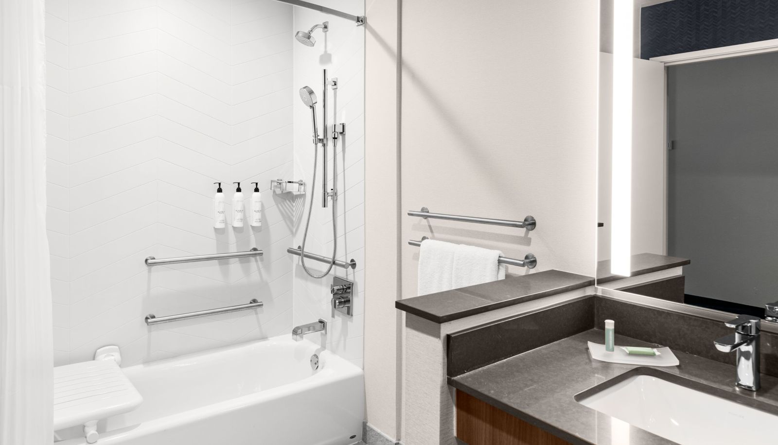 Room - Fairfield by Marriott Inn and Suites Austin Downtown