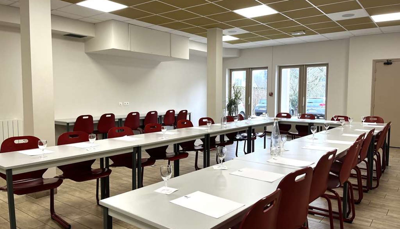 Konferenzraum - Best Western Blanche De Castille Dourdan