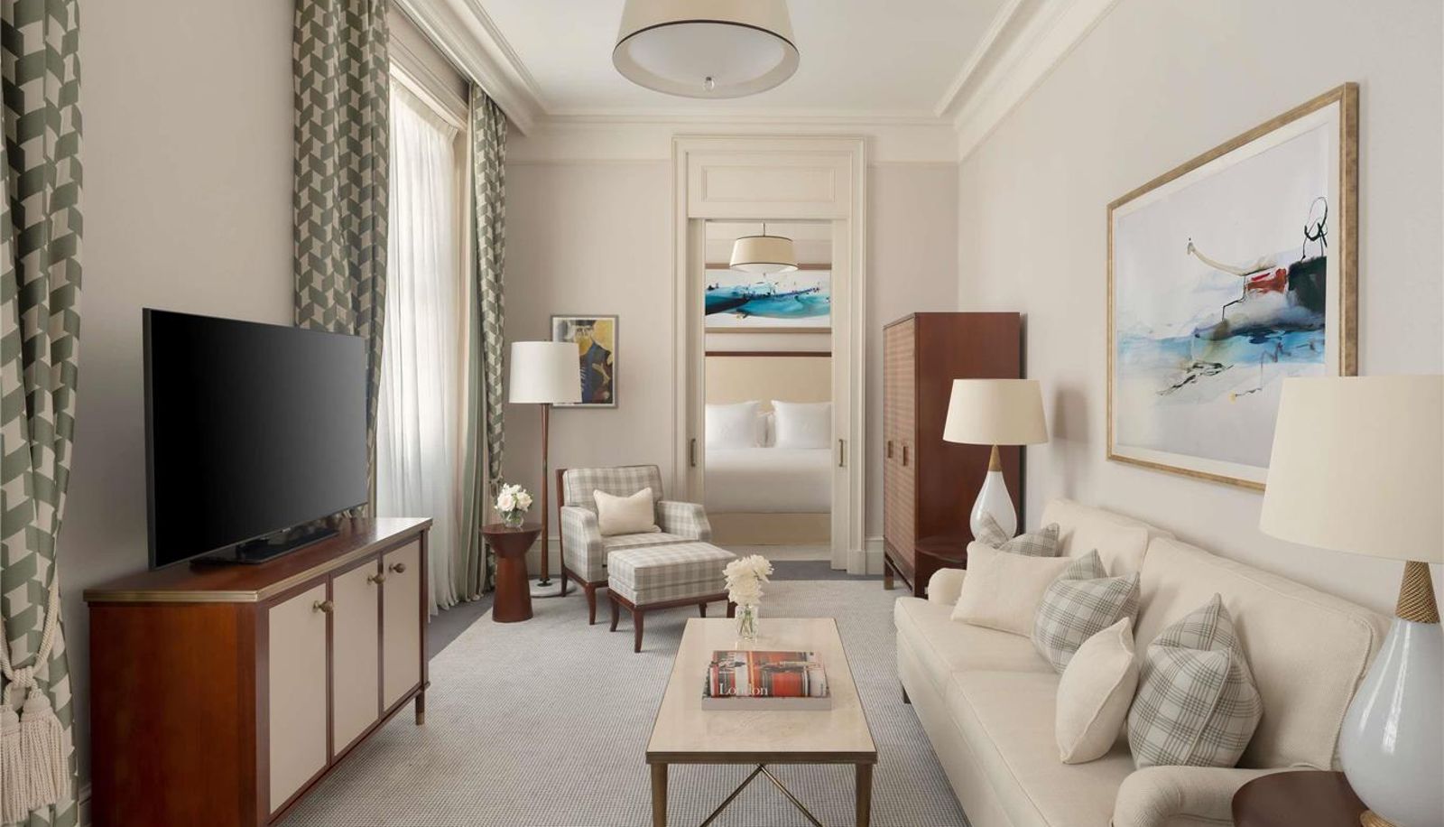 Zimmer - Raffles London at The OWO