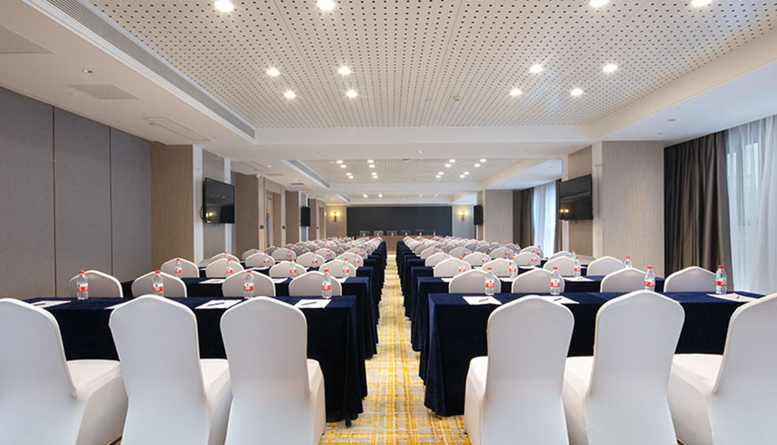 Restaurante - Vienna International Hotel  Henan Xinyang Xixia