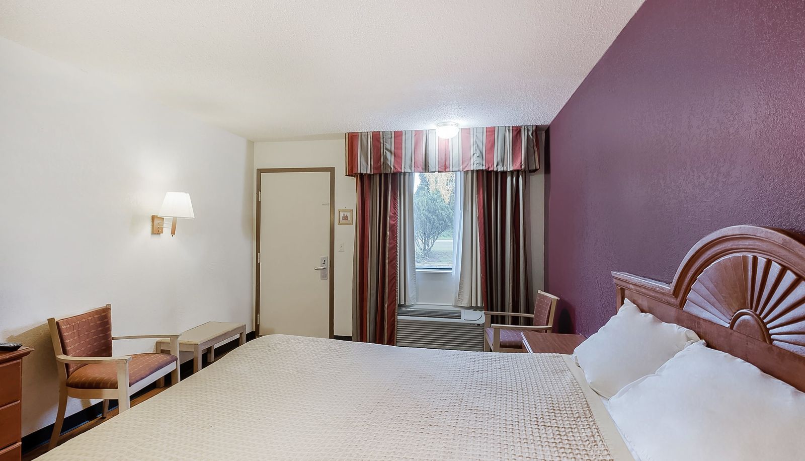 Camera - OYO Hotel Manning SC