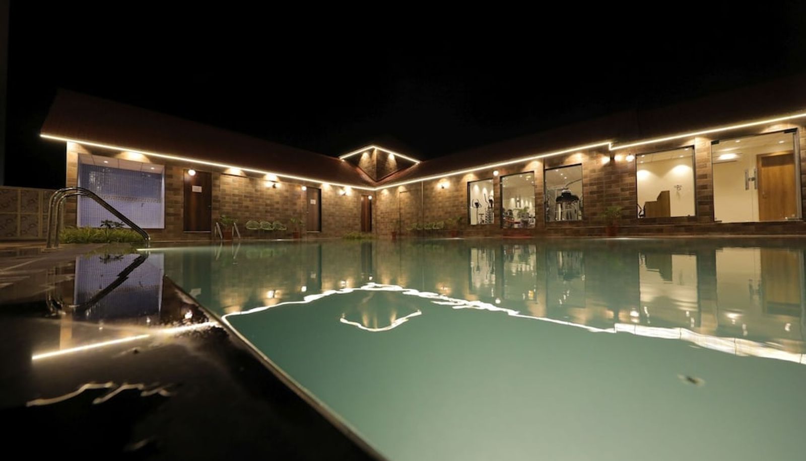 Pool - Sarovar Portico Somnath