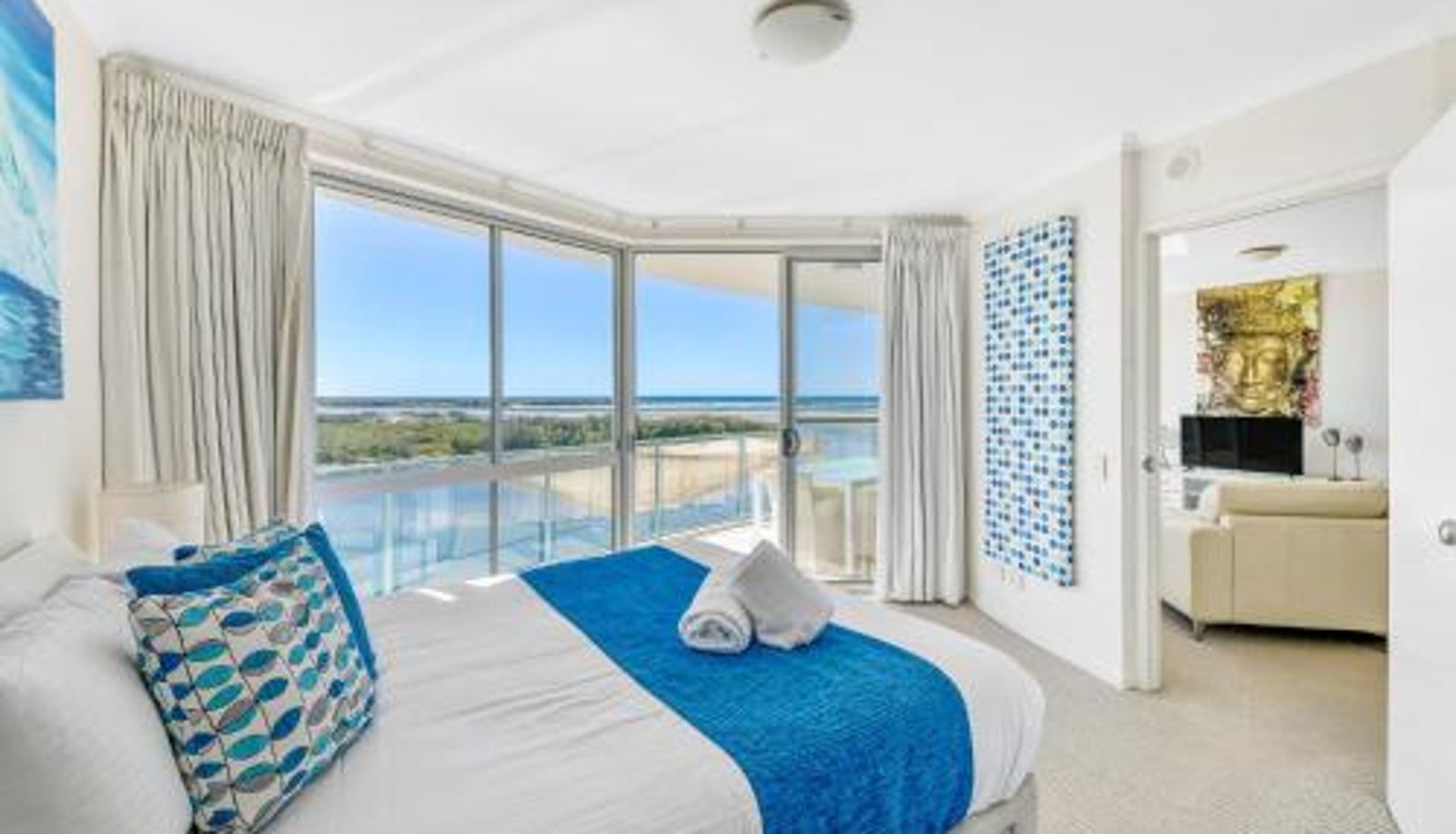 Zimmer - The Duporth Riverside