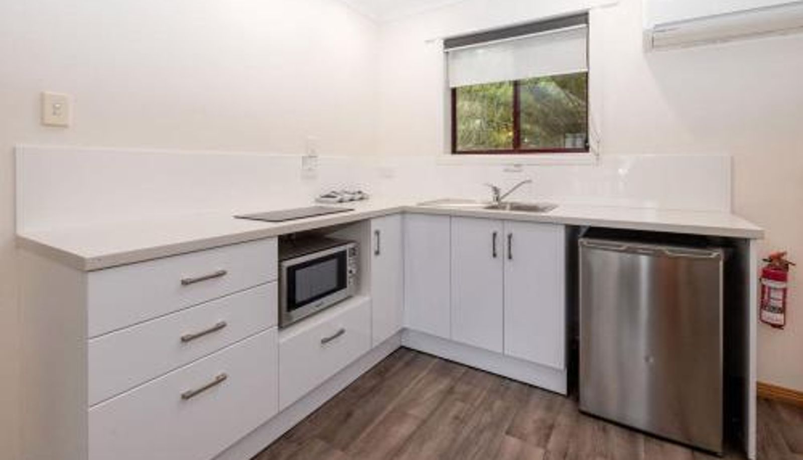 Standard room - Kitty's Cottages - Managed by BIG4 Strahan Holiday Retreat