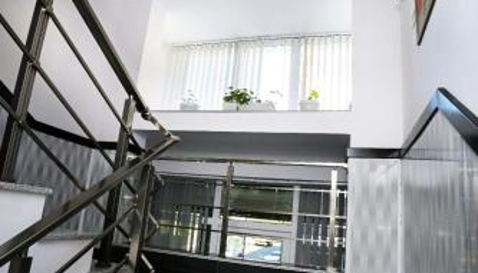 Info - Apart Hotel Central