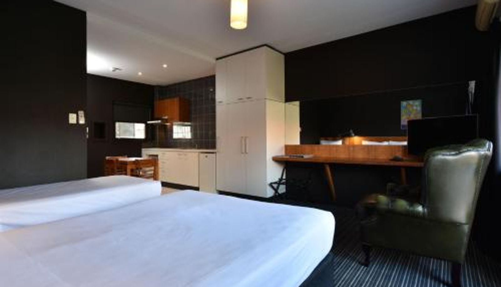 Zimmer - Riverview on Mount Street