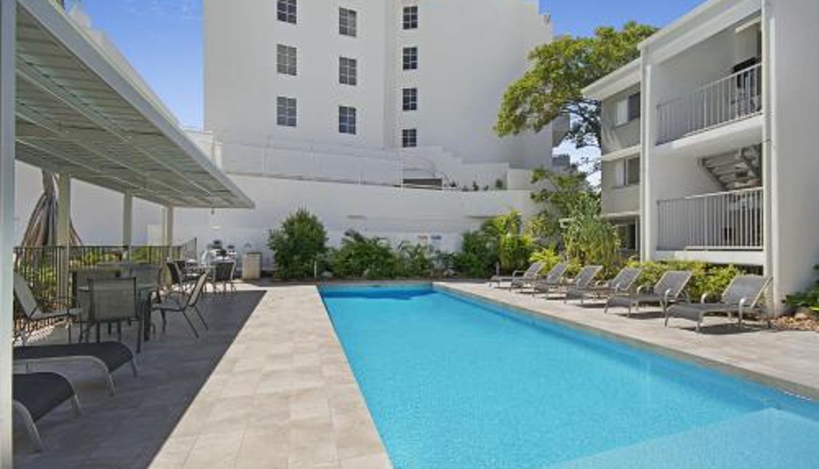 Pool - Jacaranda Noosa