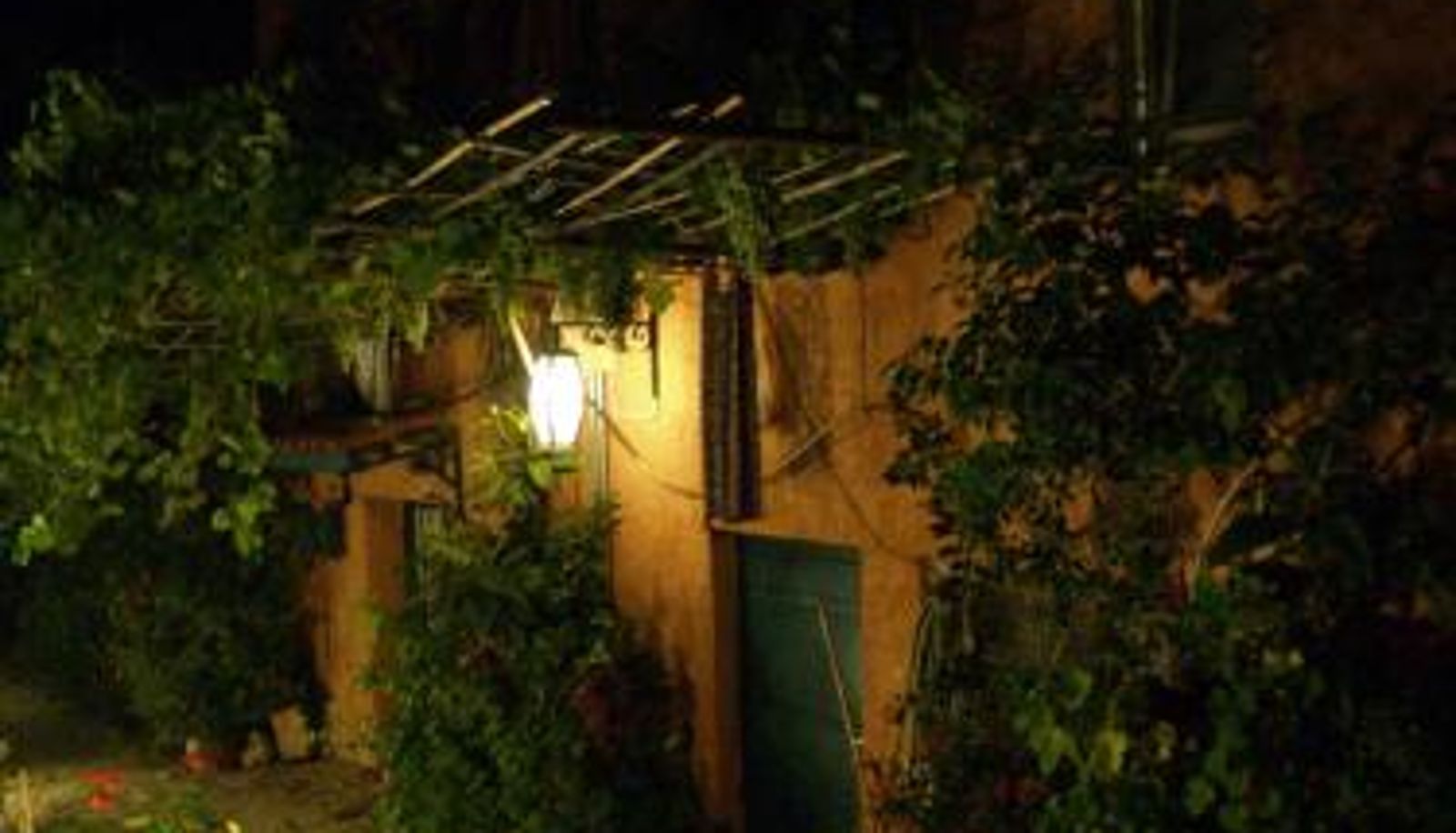 Info - Troullos Traditional Homes