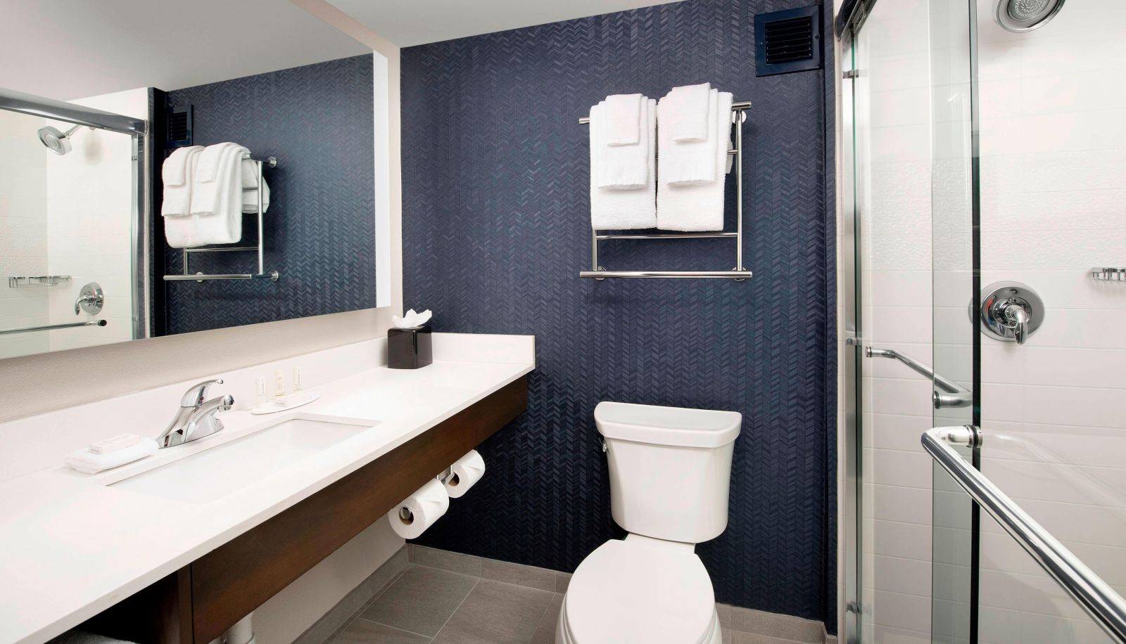 Kamer - Fairfield Inn and Suites by Marriott Alexandria West-Mark Center