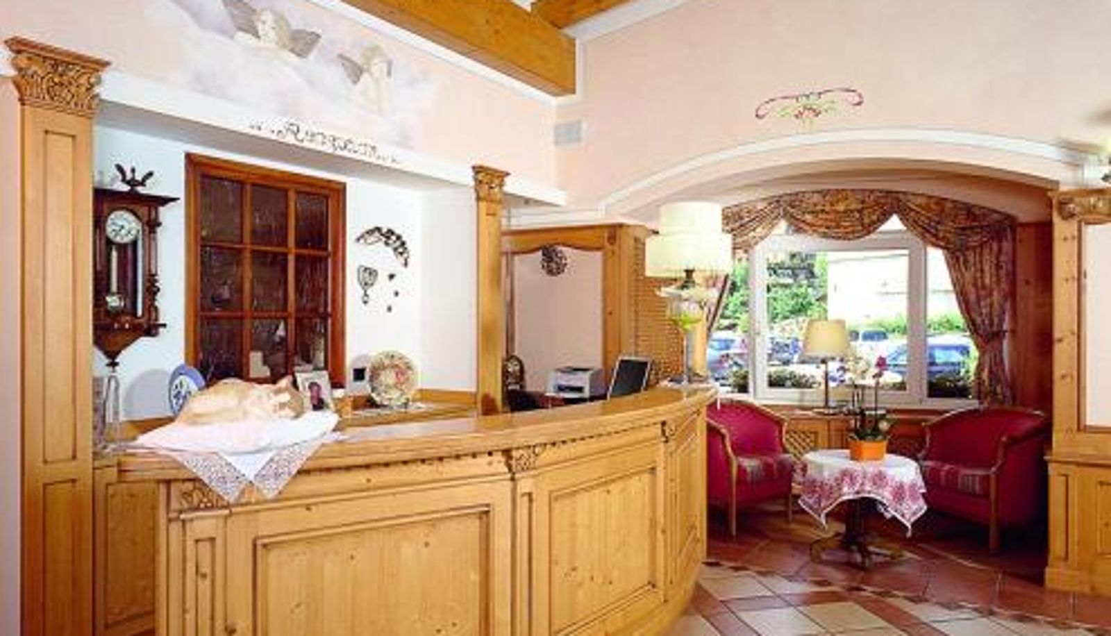 Rezeption - Hotel des Alpes