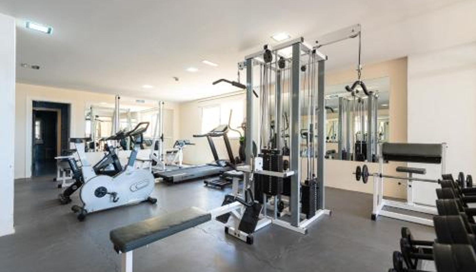 Zona de bienestar y gimnasio - Holiday Club Sol Amadores