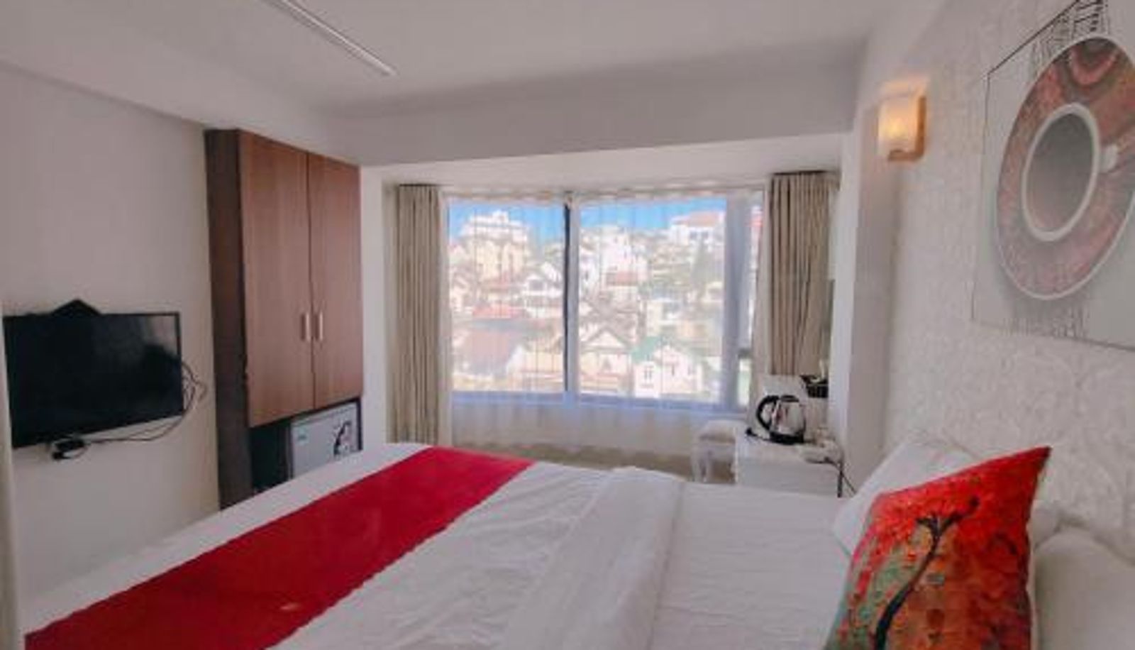 Camera - Ngàn Phố Studio & Love Hotel
