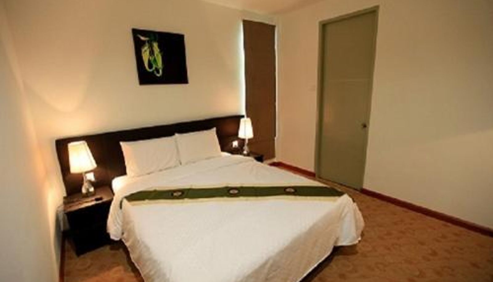 Room - Merdeka Suites Hotel