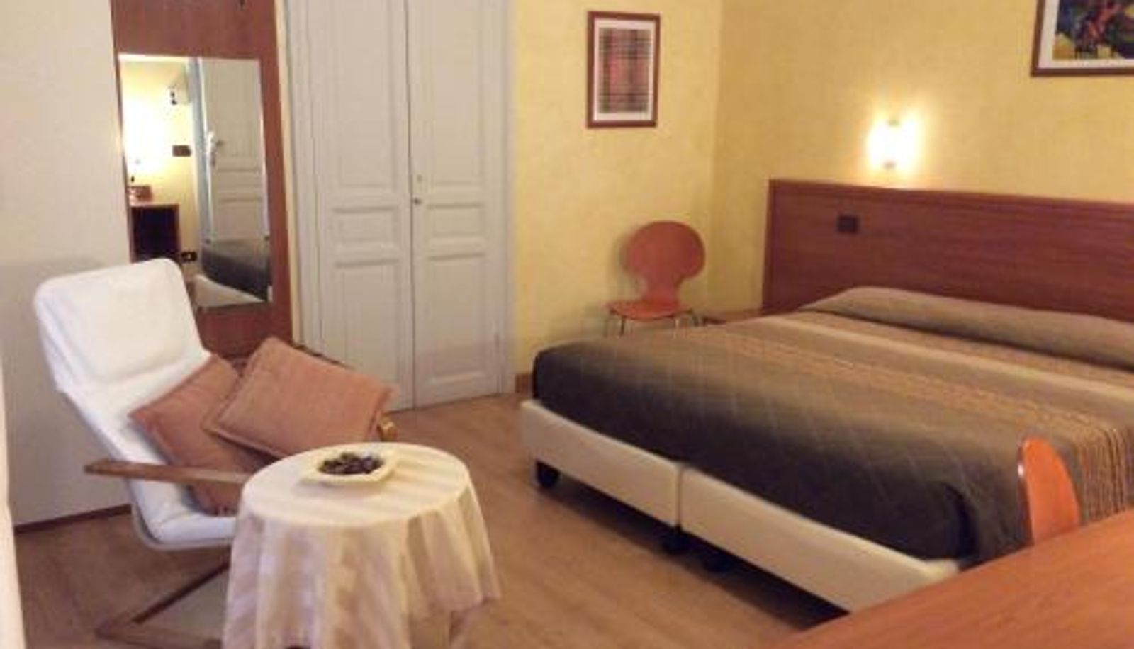 Zimmer - Hotel Fiorenza & Banksia Meublè