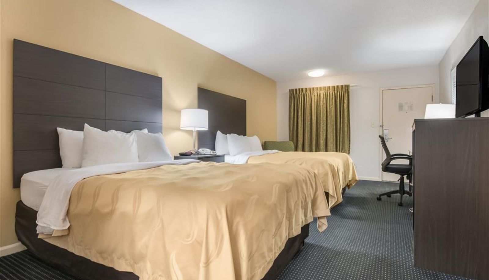 Zimmer - Quality Inn Little Creek