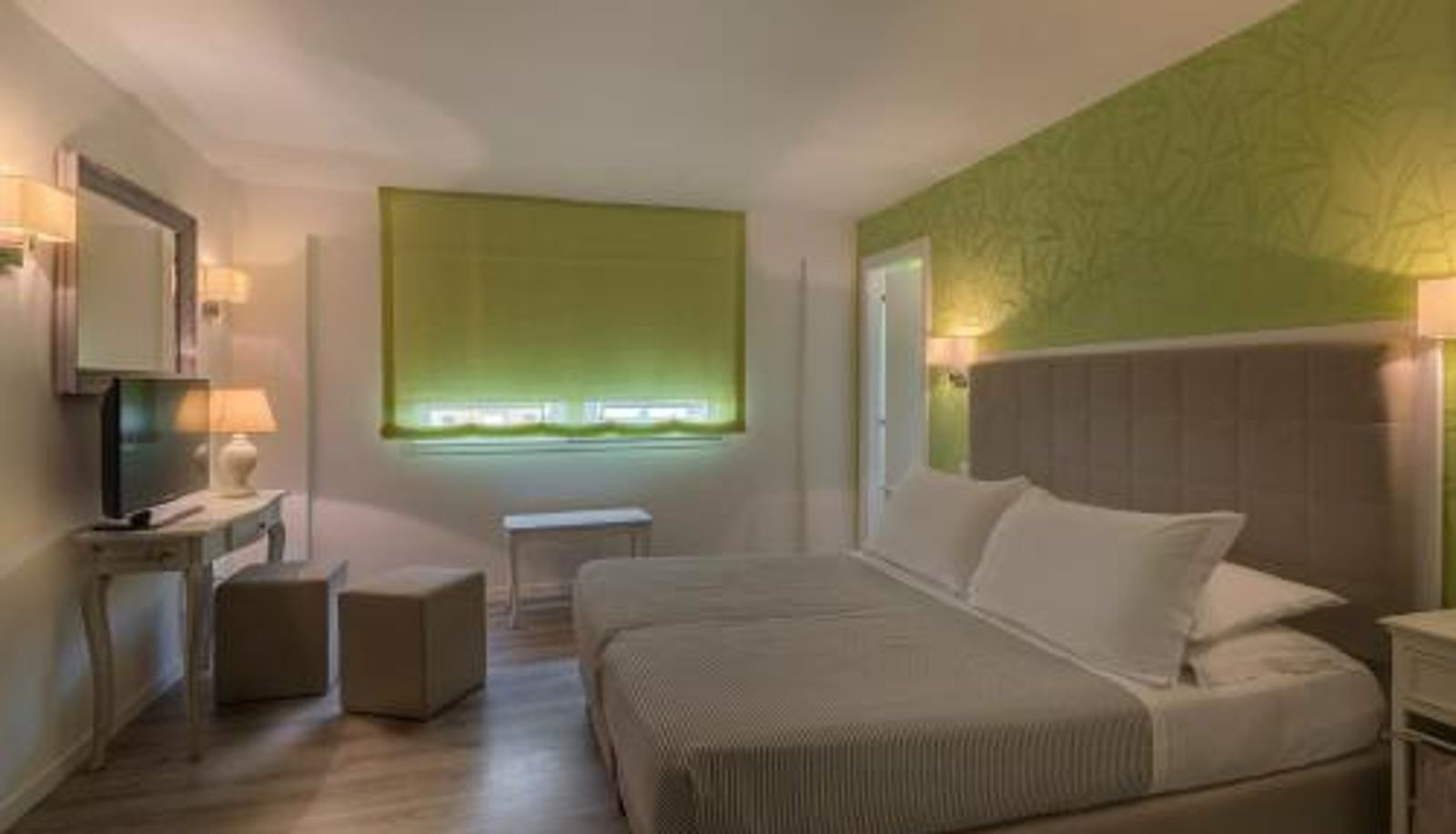 Family room - Hotel Corona