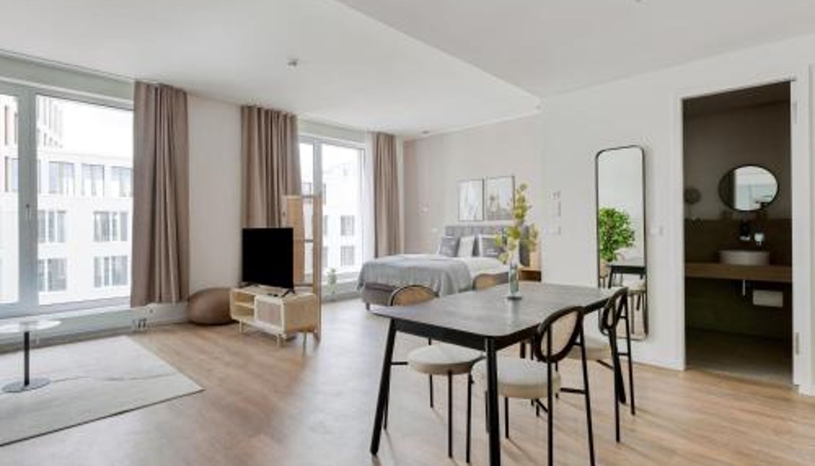Suite - Limehome Berlin Müllerstraße - Digital Access