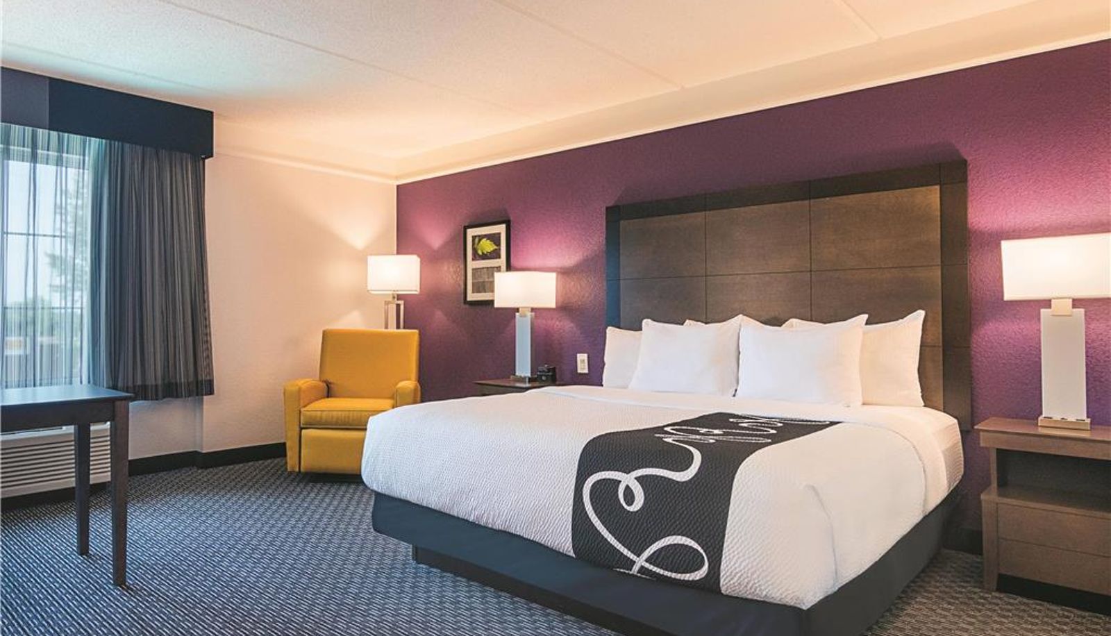Zimmer - La Quinta Inn & Suites by Wyndham Virginia Beach