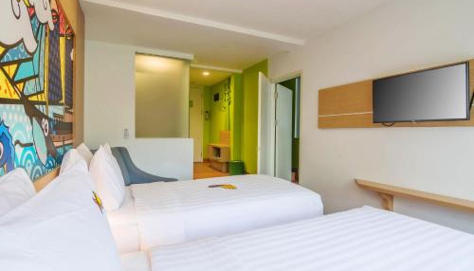 Room - MaxOneHotels at Resort Makassar