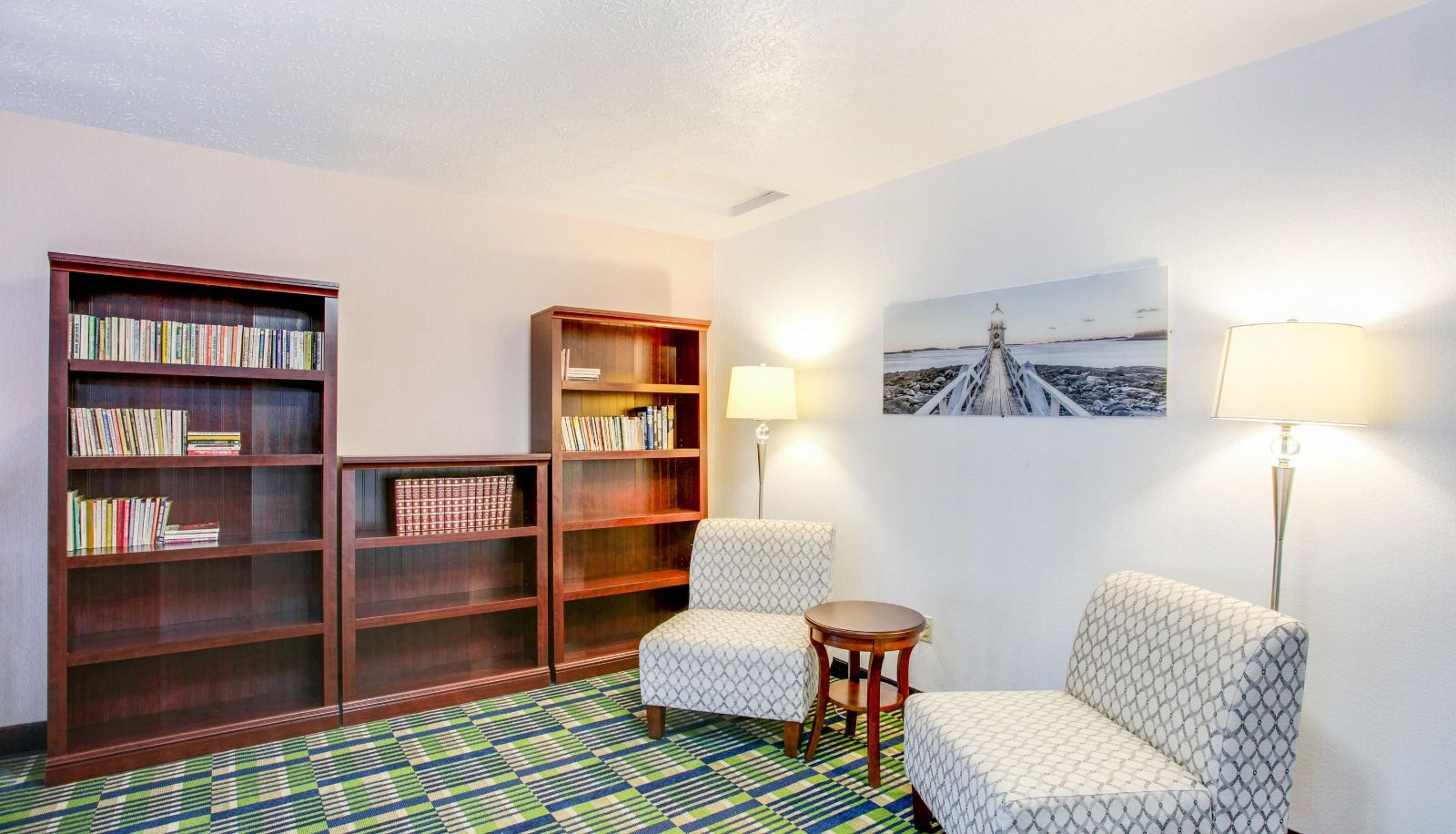 Hall - OYO Hotel Spokane North