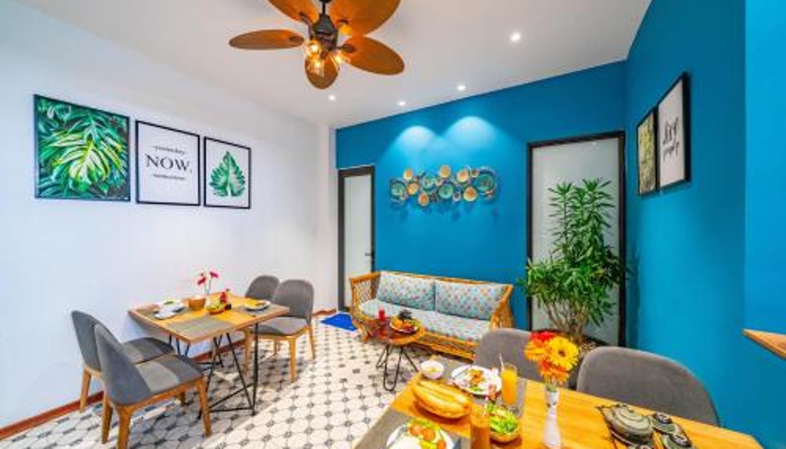 Breakfast room within the restaurant - Cani Beach House