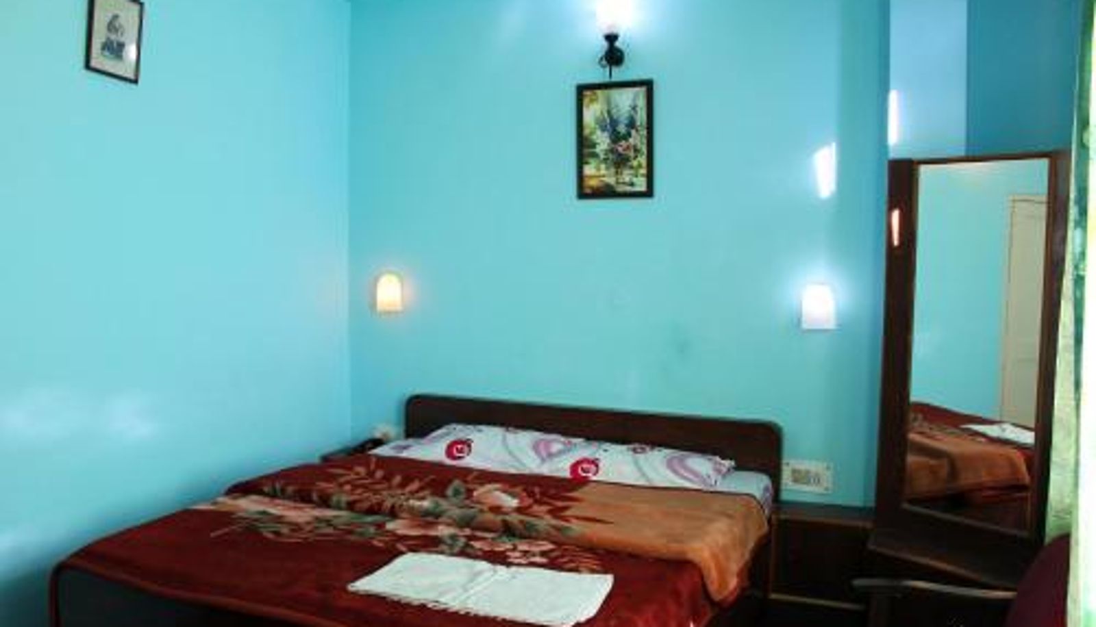 Room - Hotel Aroma Classic