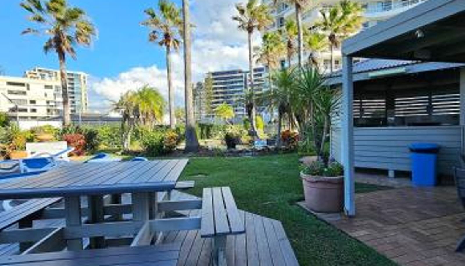 Info - 19th Avenue on the Beach