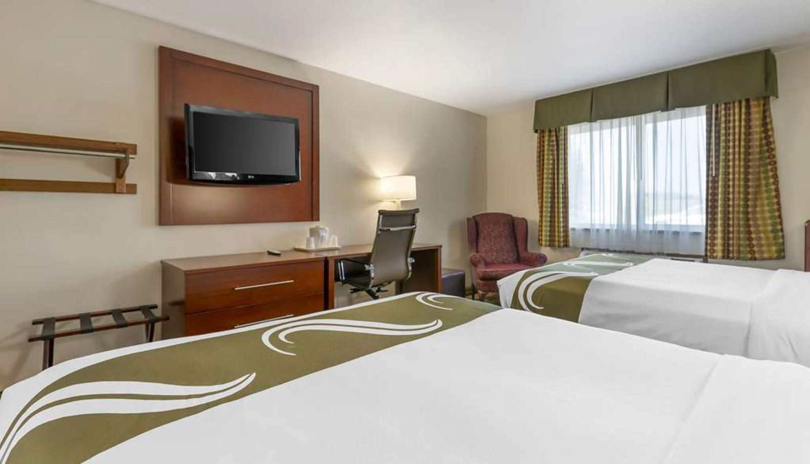 Camera - Quality Inn & Suites Stoughton - Madison South