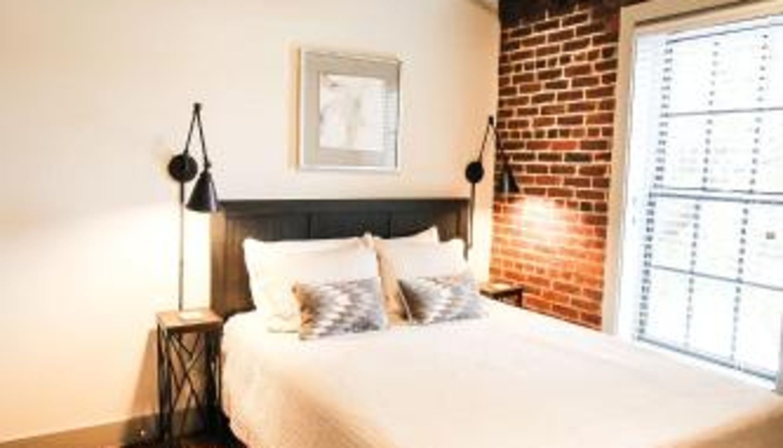 Suite - The Lofts at Downtown Salem