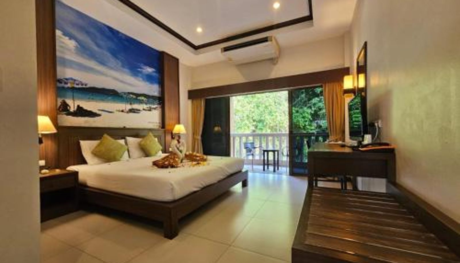 Info - Ratana Hill Patong
