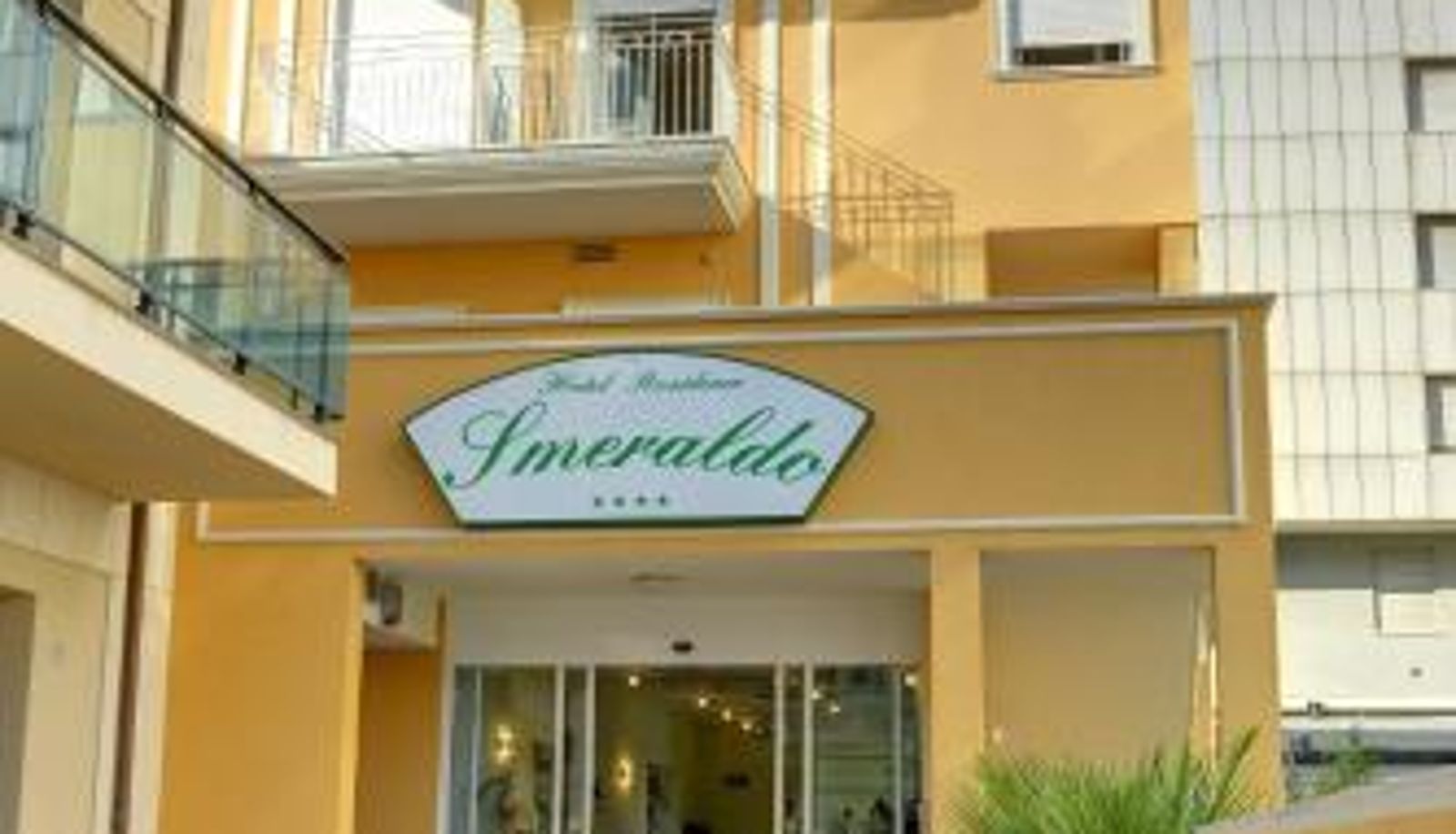 Info - Residence Suite Smeraldo