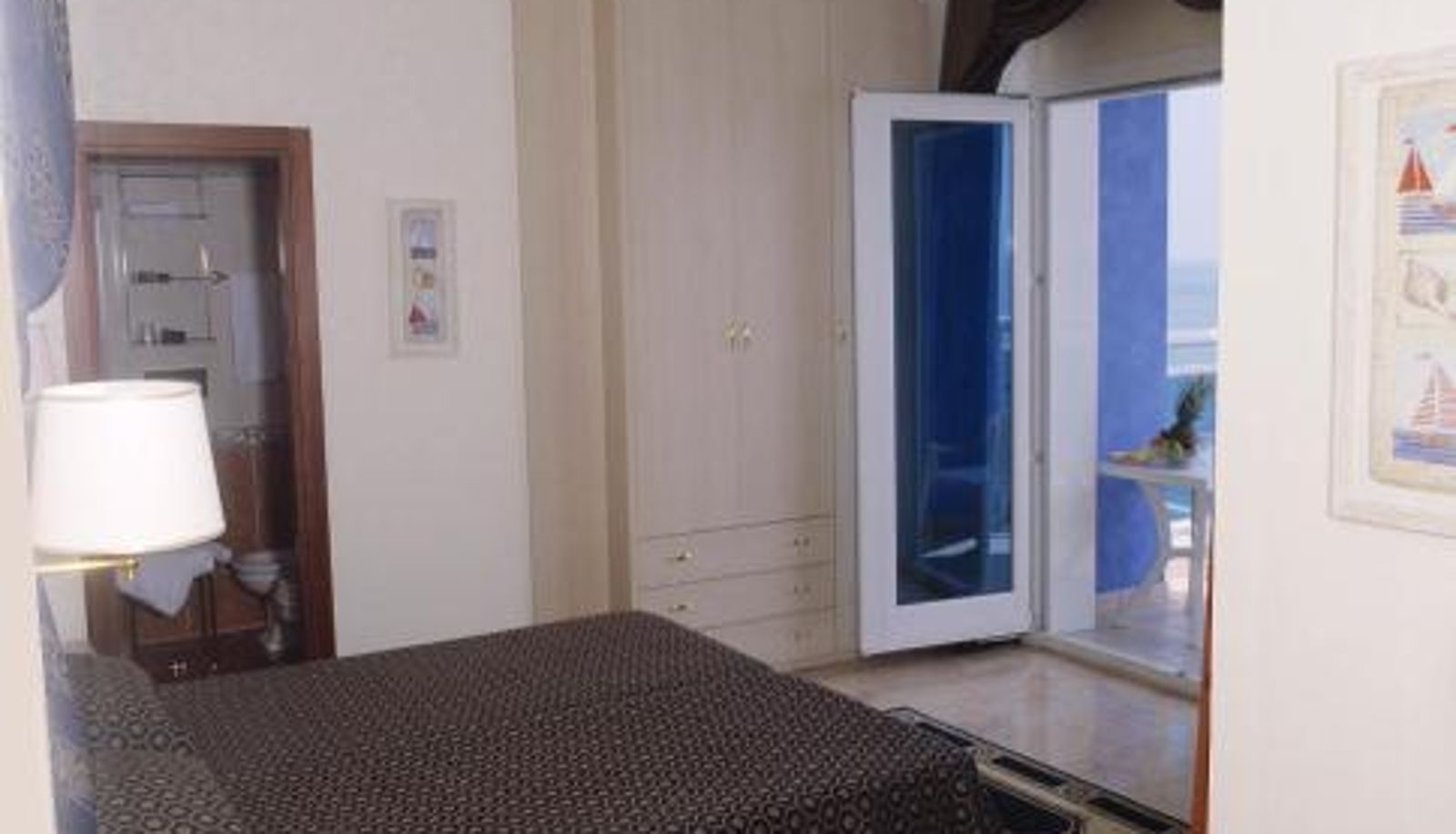 Habitación triple - Hotel Caravelle&MiniCaravelle