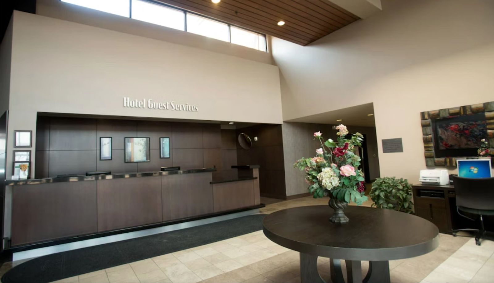 Hall - Catfish Bend Inn and Spa