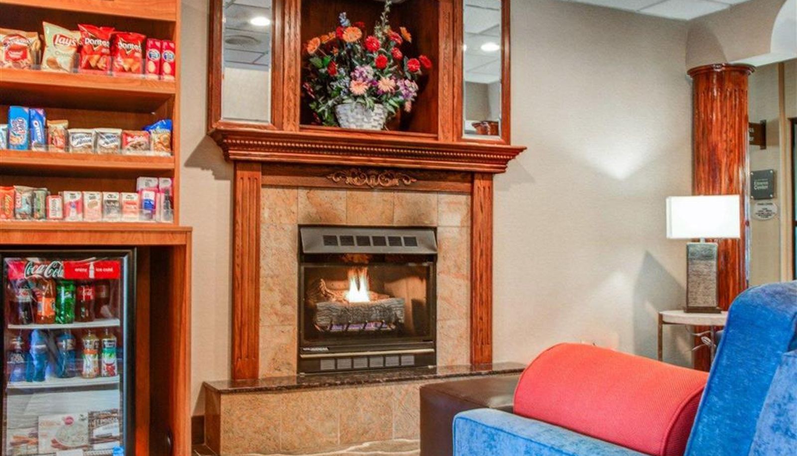 Hall - Comfort Suites Lombard - Addison
