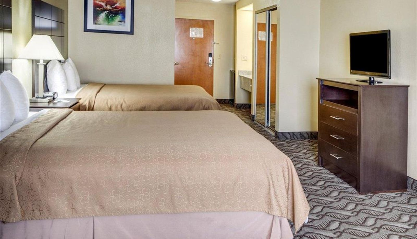 Room - Quality Suites Baton Rouge East - Denham Springs