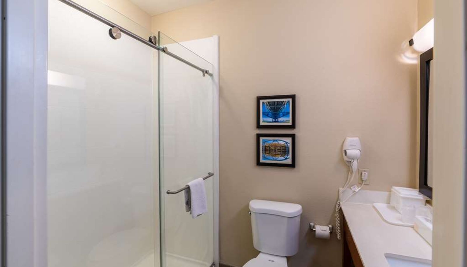 Room - Sonesta Essential Baton Rouge Airport