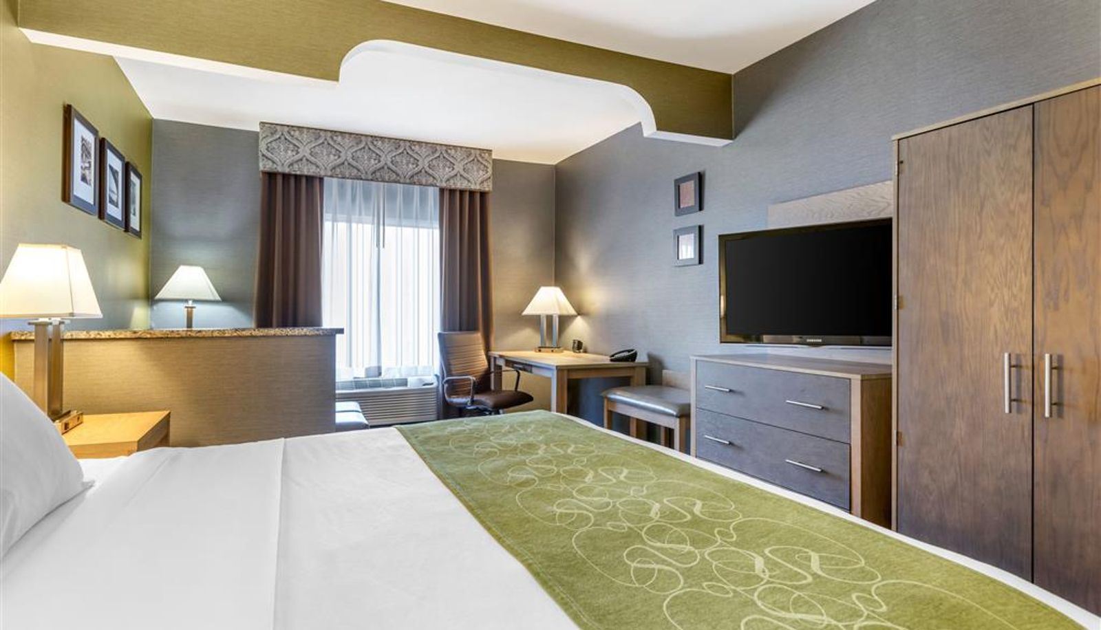 Room - Comfort Suites Southgate-Detroit