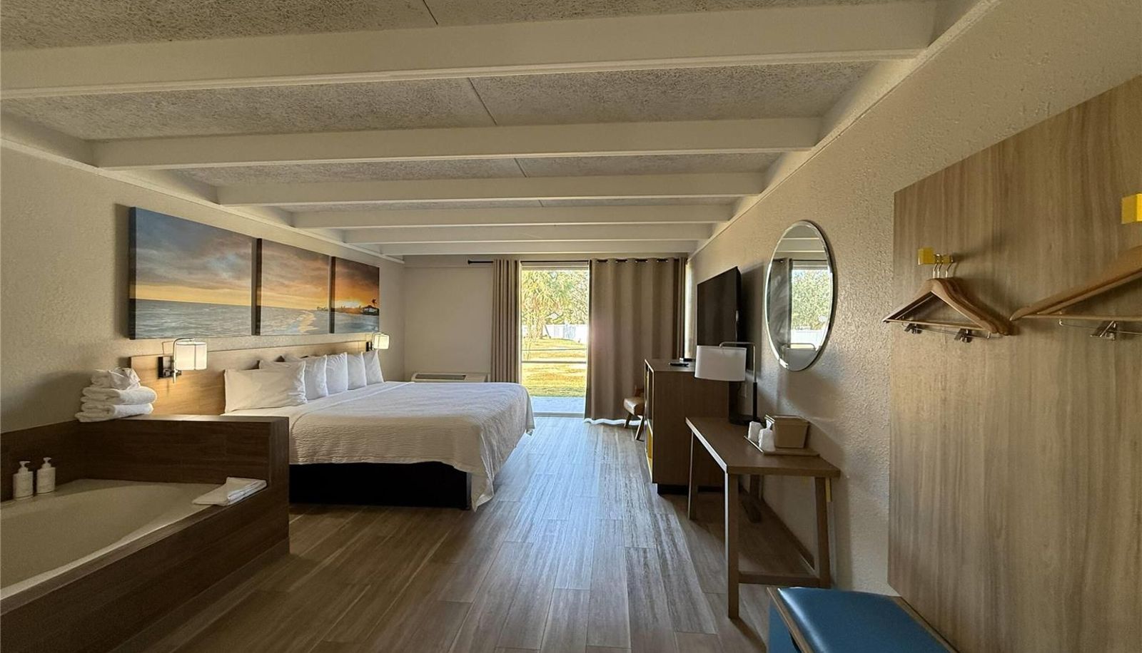 Room - Days Inn by Wyndham Ocala North