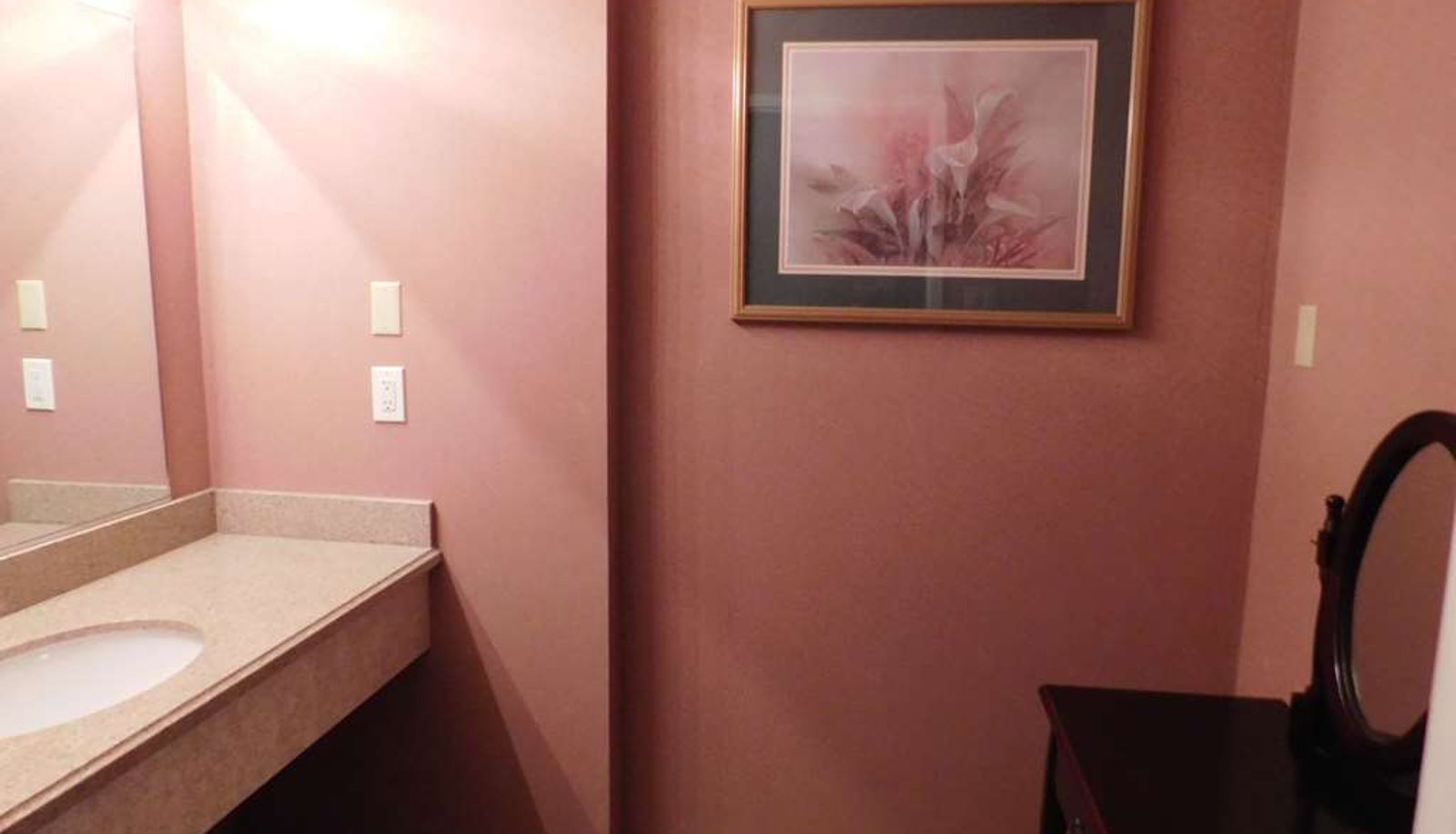 Zimmer - Days Inn by Wyndham Novato/San Francisco