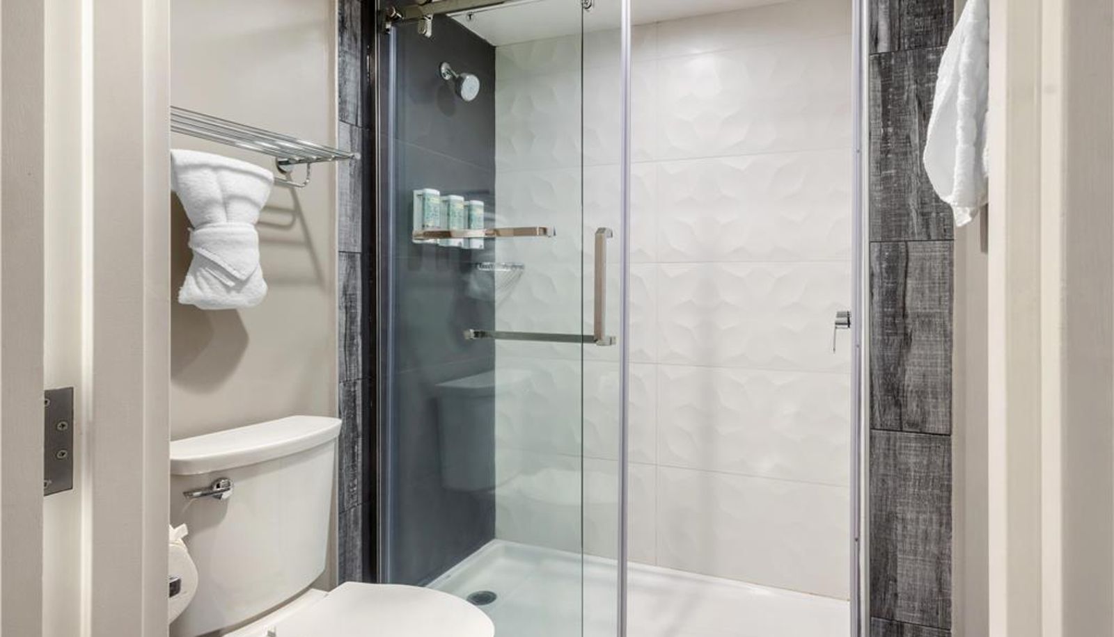 Zimmer - SureStay Plus by Best Western Santa Clara Silicon Valley