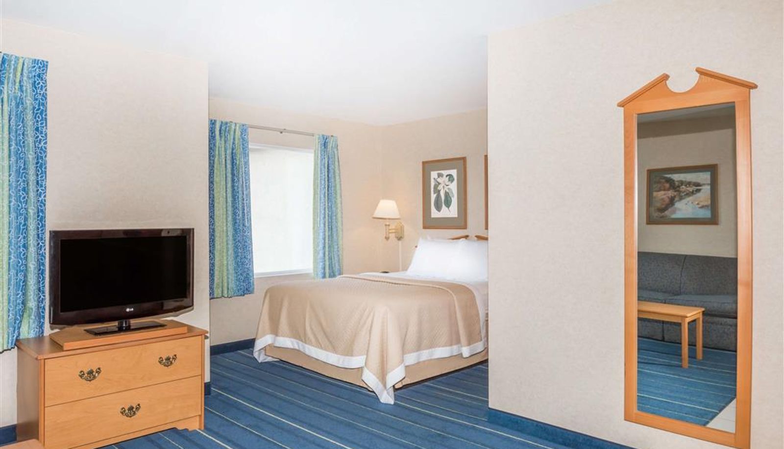 Chambre - Days Inn & Suites by Wyndham Bridgeport - Clarksburg