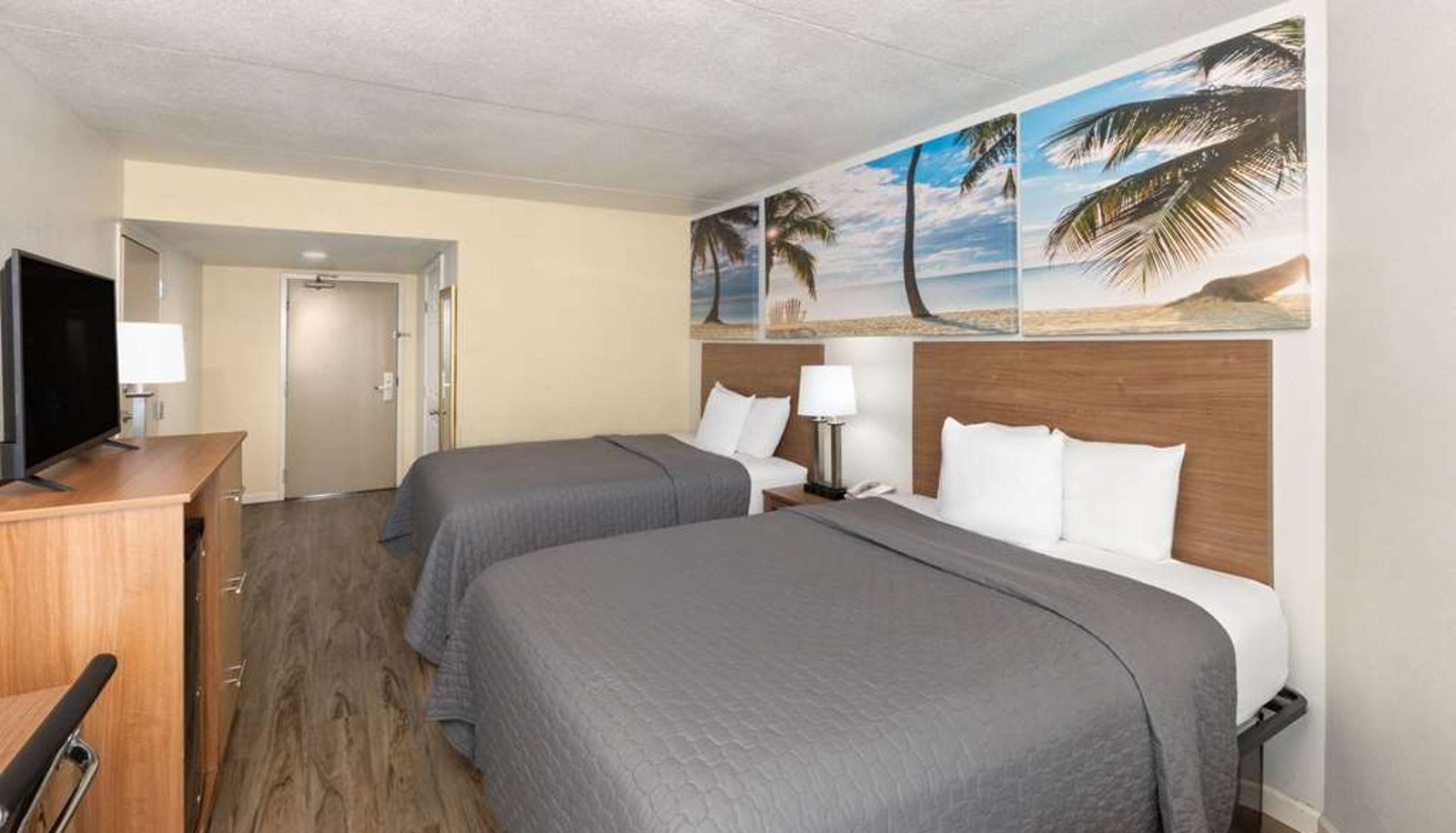 Zimmer - Days Inn by Wyndham Biloxi Beach