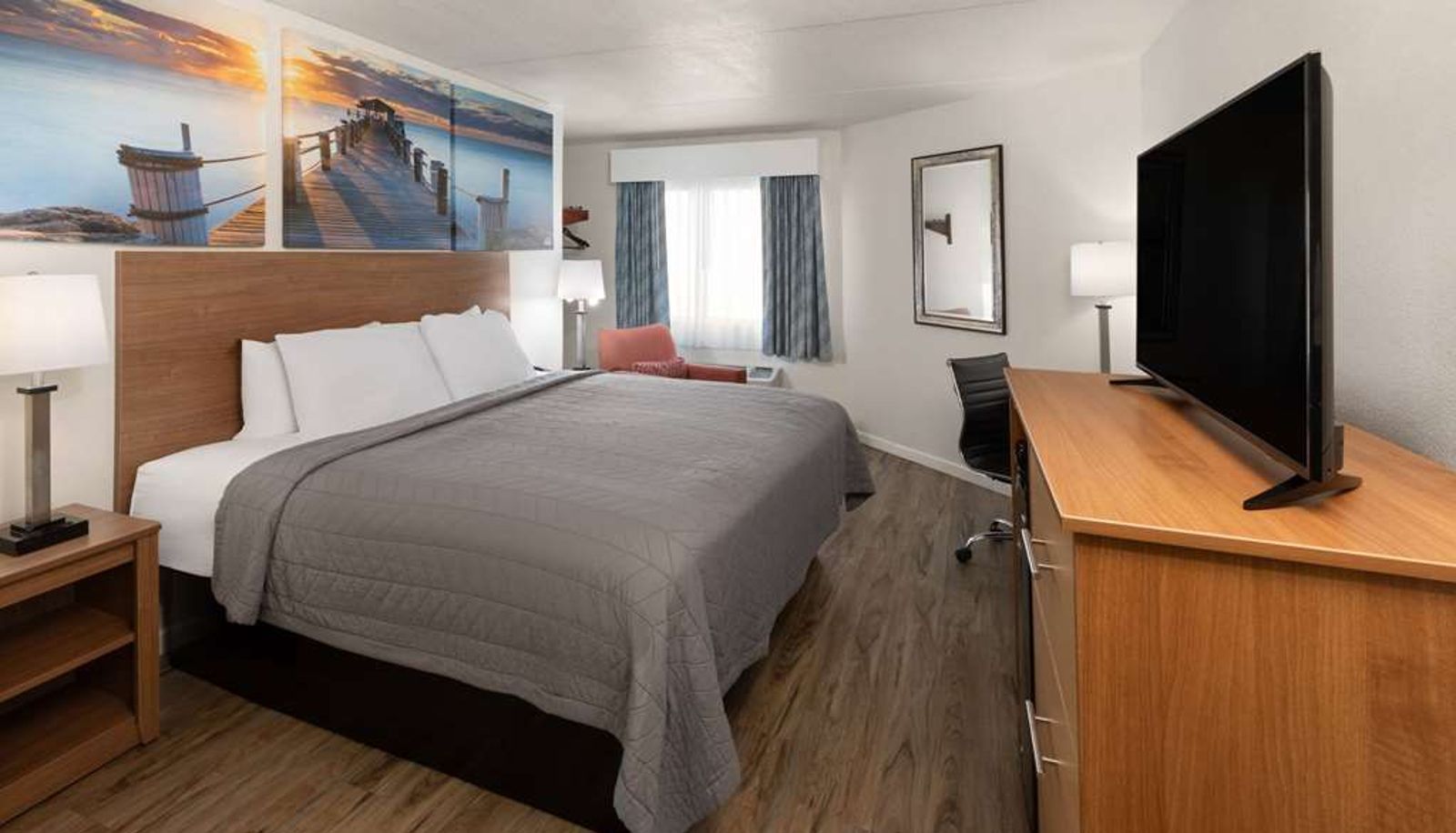 Zimmer - Days Inn by Wyndham Biloxi Beach