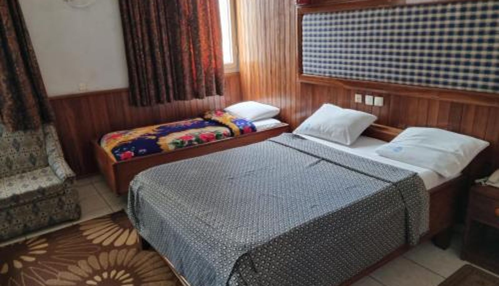 Family room - HOTEL SAFFANA