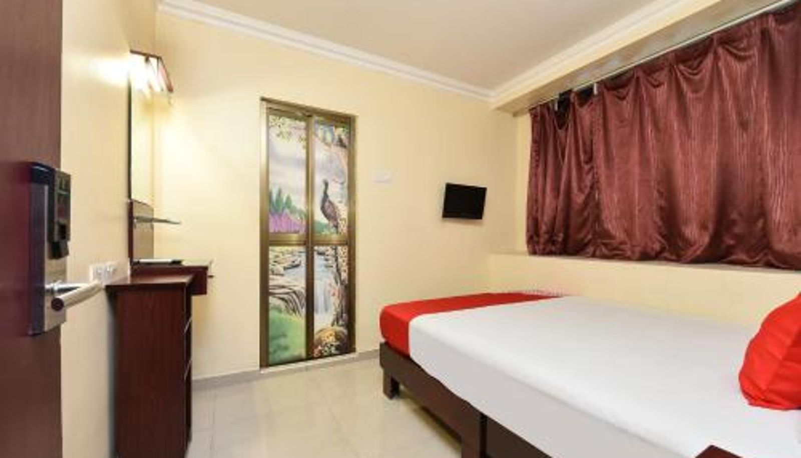 Pokój - Super OYO 90562 J Hotel PJ
