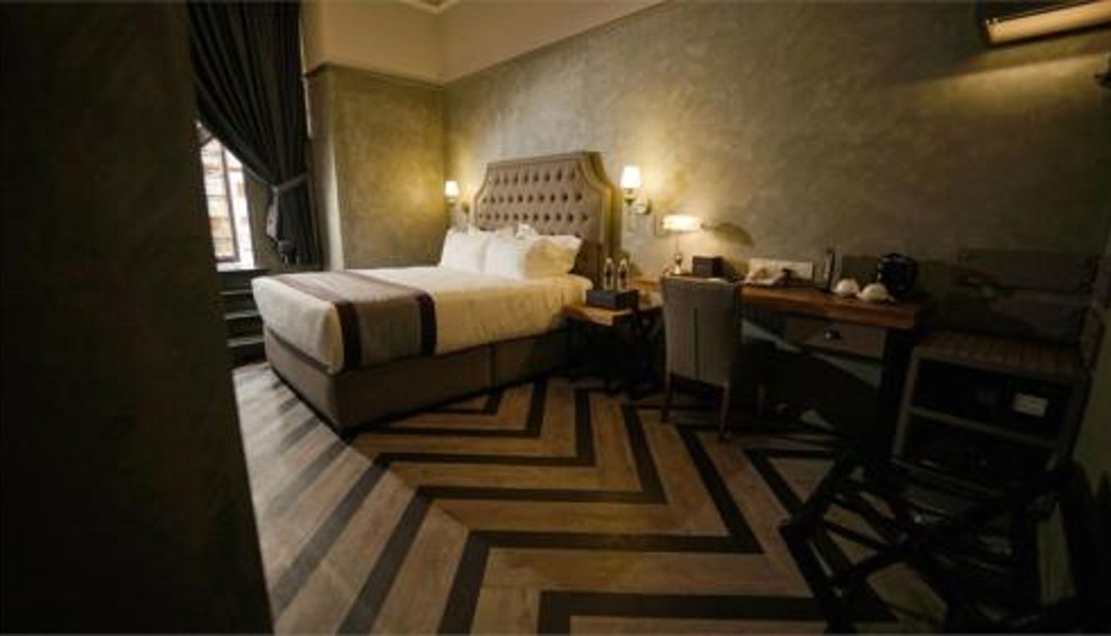 Room - 1969 Business Suites @ Ipoh Garden