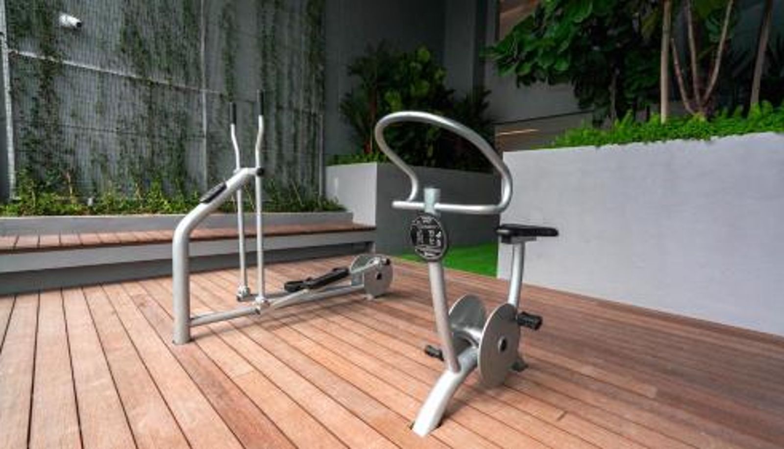 Zona de bienestar y gimnasio - Ceylonz Seasonal Suites